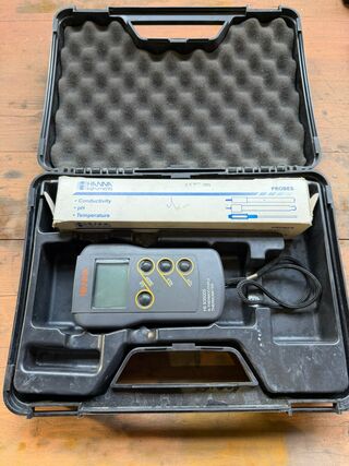 Digitale thermometer met koffer, Hanna Instruments, HI 935005, grijs